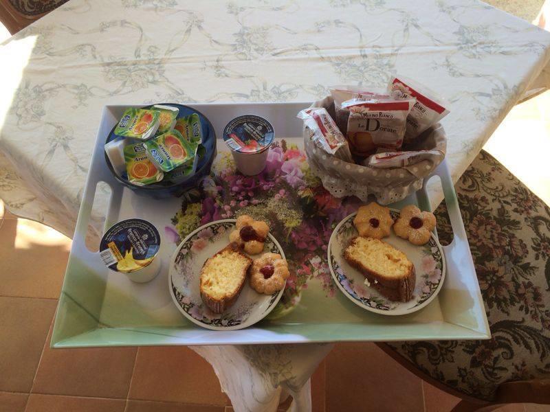 Bed And Breakfast Li Paduli Alvi กันนิโจเน ห้อง รูปภาพ
