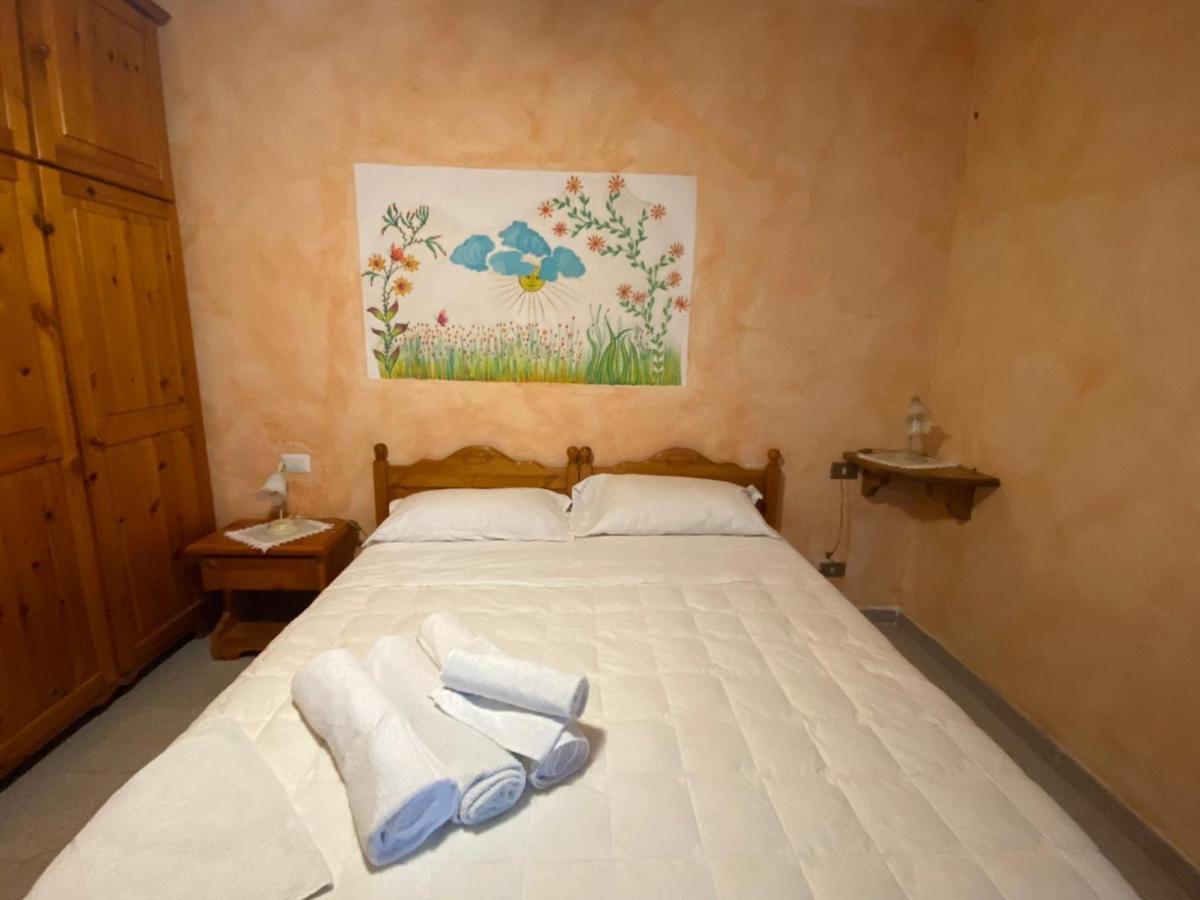 Bed And Breakfast Li Paduli Alvi กันนิโจเน ภายนอก รูปภาพ